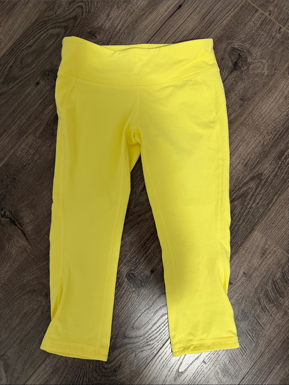 New balance women’s ' Bright Yellow Active Capri Bottoms